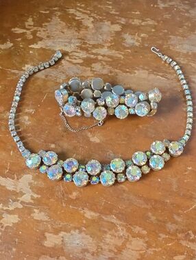 Aurora Crystal Statement Necklace and Bracelet Set - Iridescent